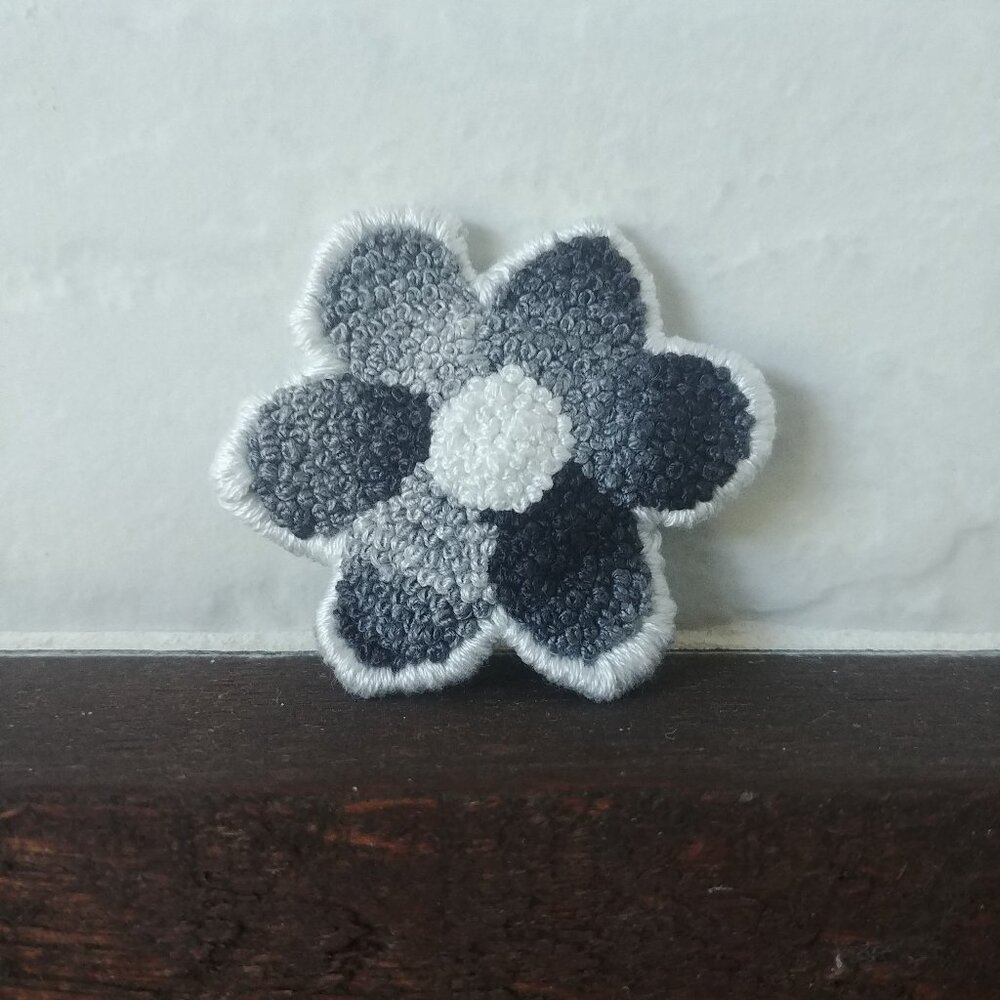 New 100% hand embroidered cotton linen white grey flower hair clip accessory